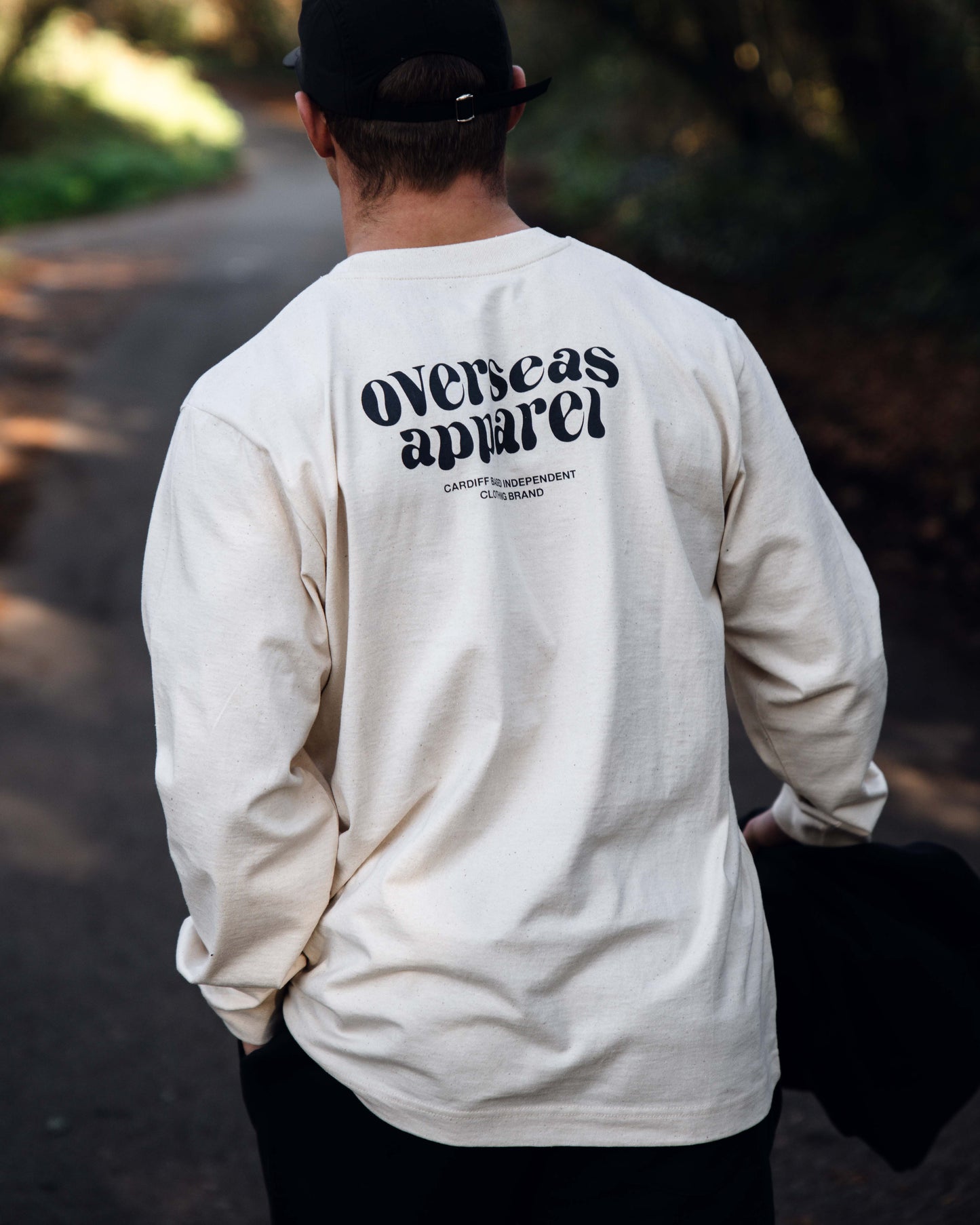 Winter Essentials Cream/Navy Long sleeve T-shirt